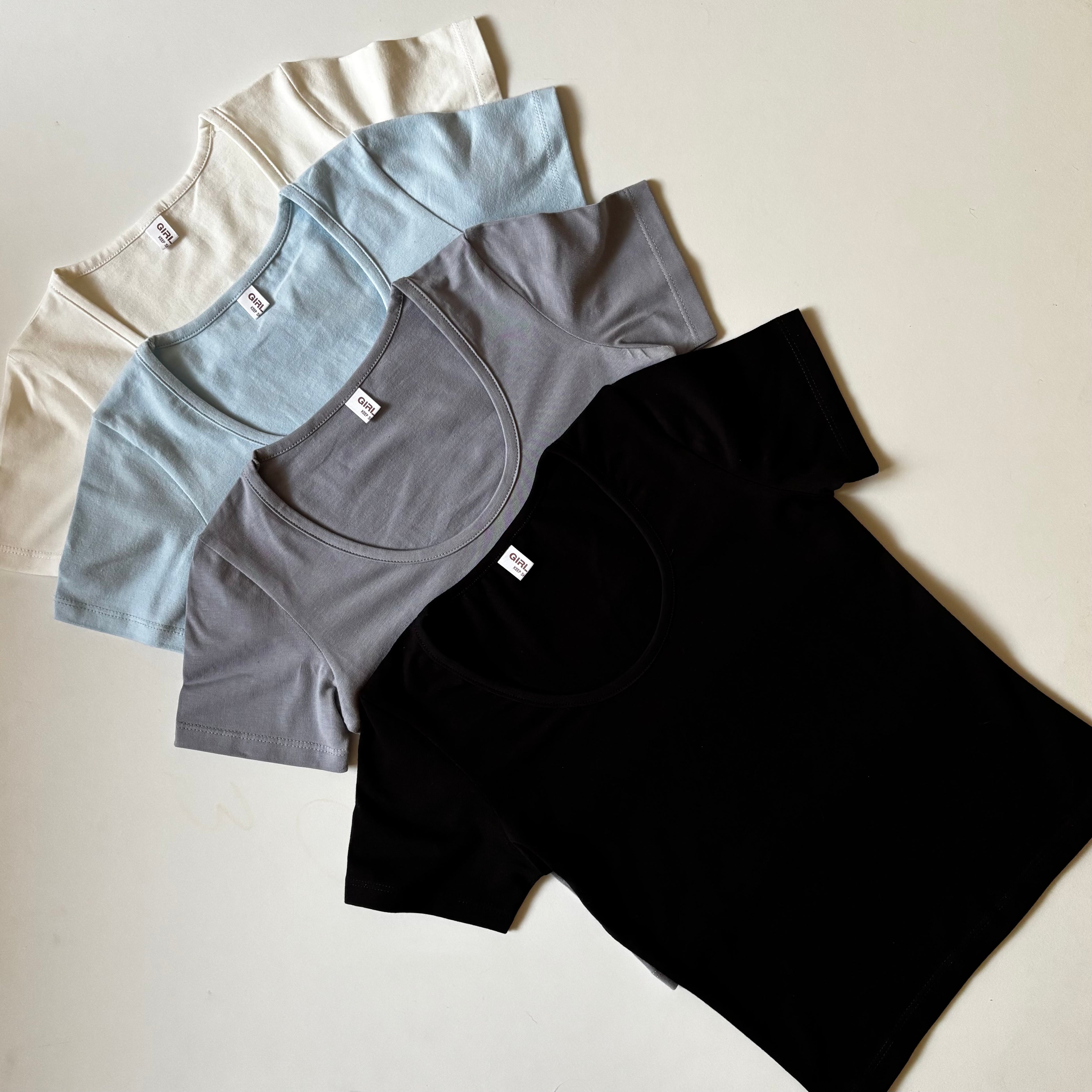 Básico Cuello Redondo